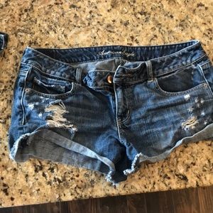 American eagle distressed shorts